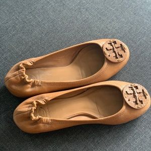 Tory Burch Reva Flat (size 7M)